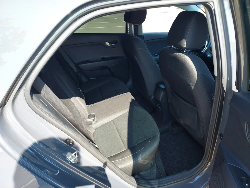 Kia Rio FL 1.0 LX 7AT 5D, снимка 6 - Автомобили и джипове - 52416989