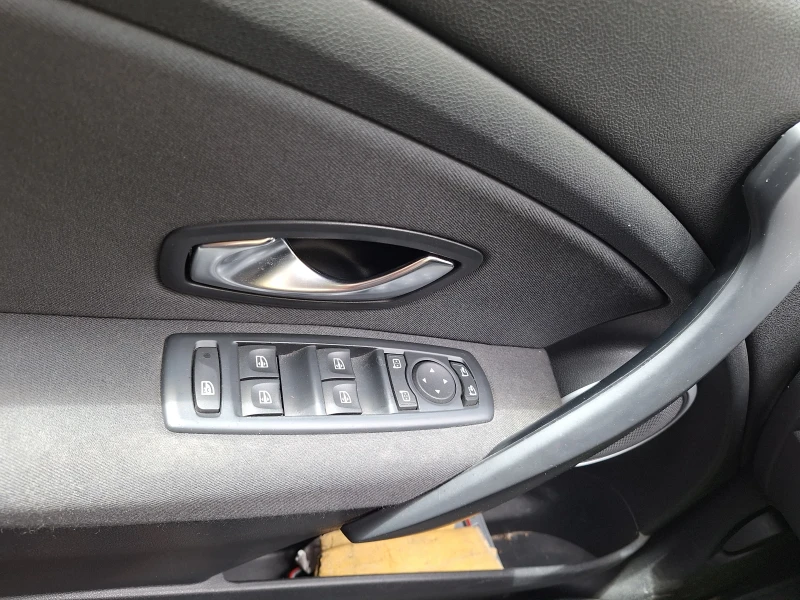 Renault Megane 1.4 131 к.с. комби Газова уредба. , снимка 6 - Автомобили и джипове - 52617801