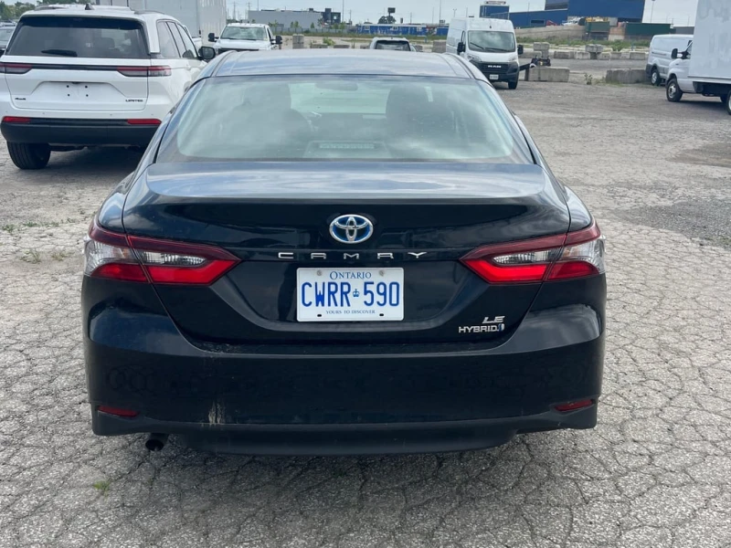 Toyota Camry * Hybrid LE * CARFAX * БЕЗ ПЪРВОНАЧАЛНА ВНОСКА, снимка 4 - Автомобили и джипове - 52903770