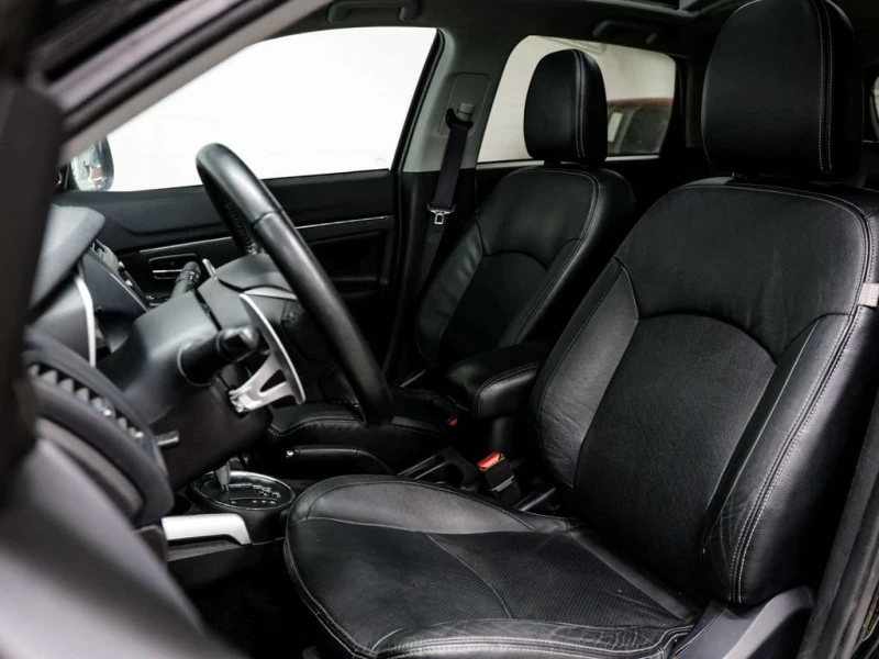 Mitsubishi RVR * SE Limited/GT(Canada) * CARFAX * ЦЕНА ДО БГ, снимка 11 - Автомобили и джипове - 53220976