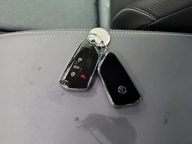 VW ID.4 PRO S* AWD* CARFAX* АВТО КРЕДИТ* , снимка 14 - Автомобили и джипове - 53225567