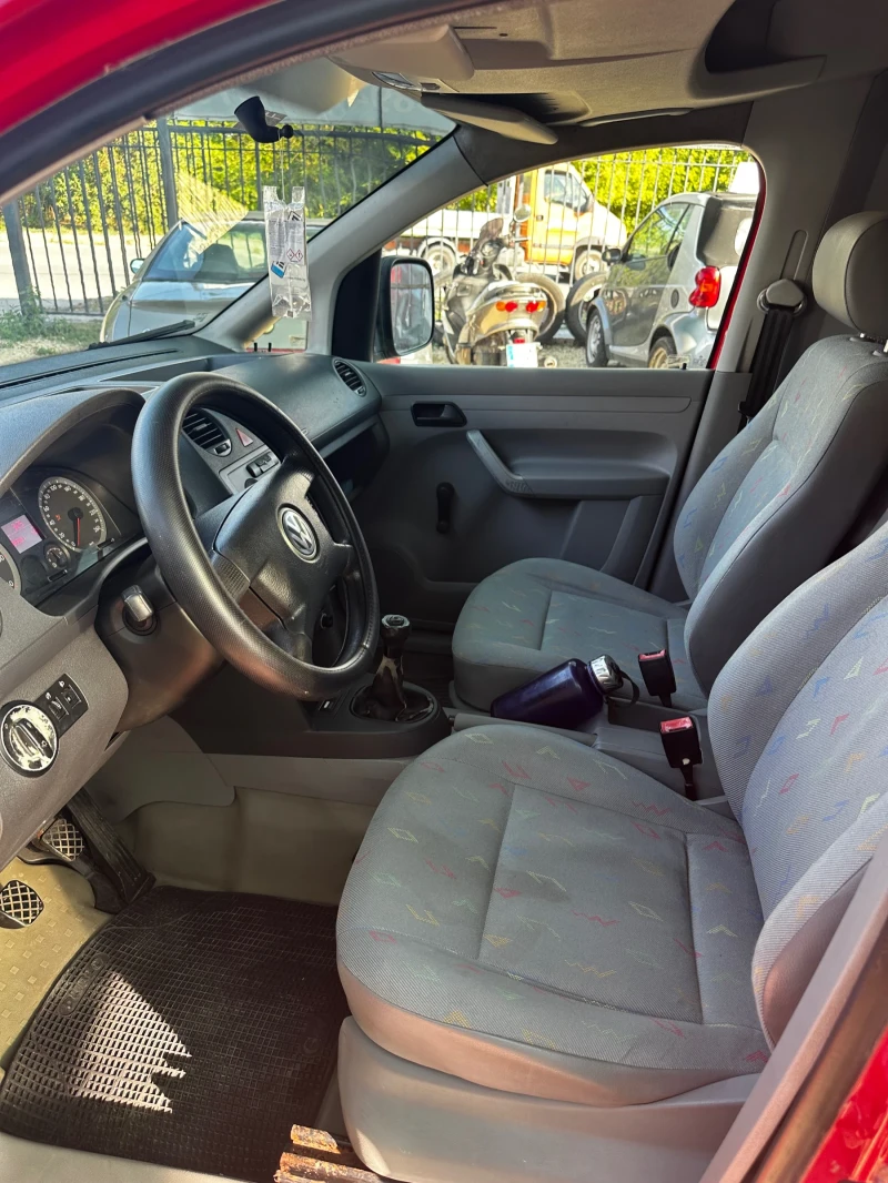 VW Caddy ХЛАДИЛЕН.SDI. Малък данък. , снимка 7 - Автомобили и джипове - 53254311
