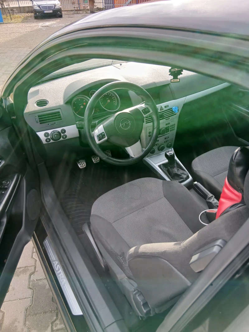 Opel Astra, снимка 5 - Автомобили и джипове - 53596594