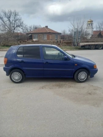 VW Polo, снимка 4 - Автомобили и джипове - 49593258