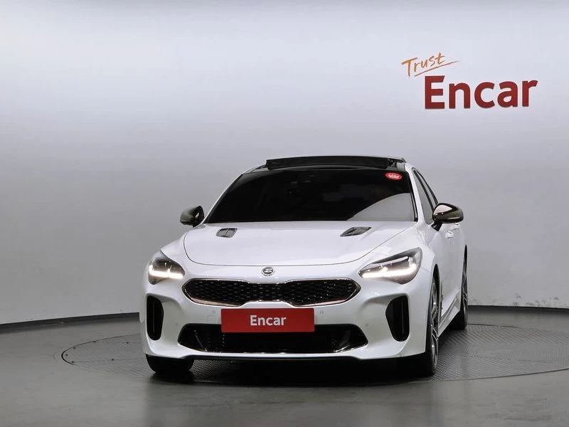 Kia Stinger 3.3 Turbo 2WD| 365к.с.| ВКЛ.ТЕХНОТЕСТ, снимка 3 - Автомобили и джипове - 55517812