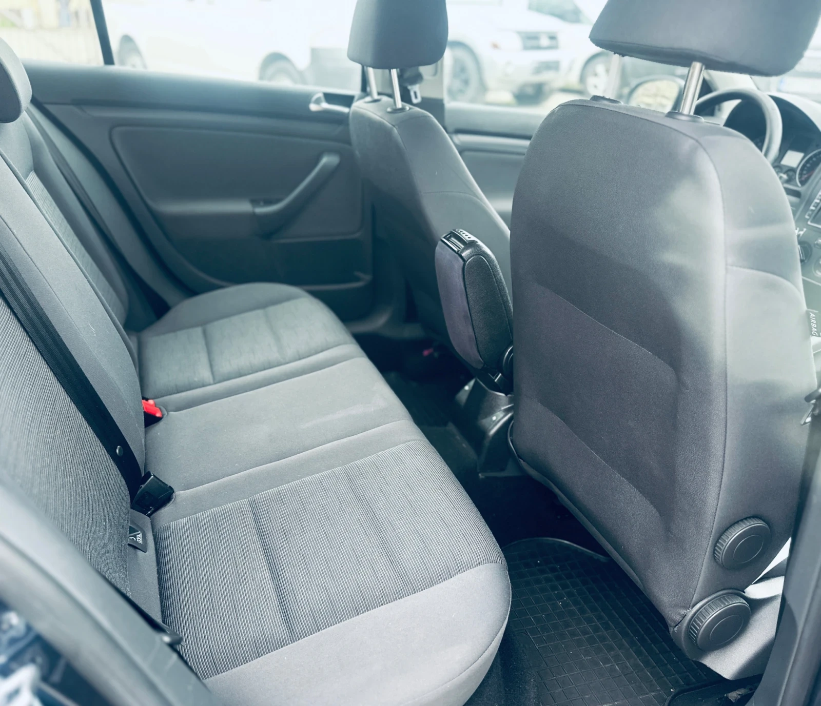 VW Golf 1.9TDI-4MOTION - изображение 9