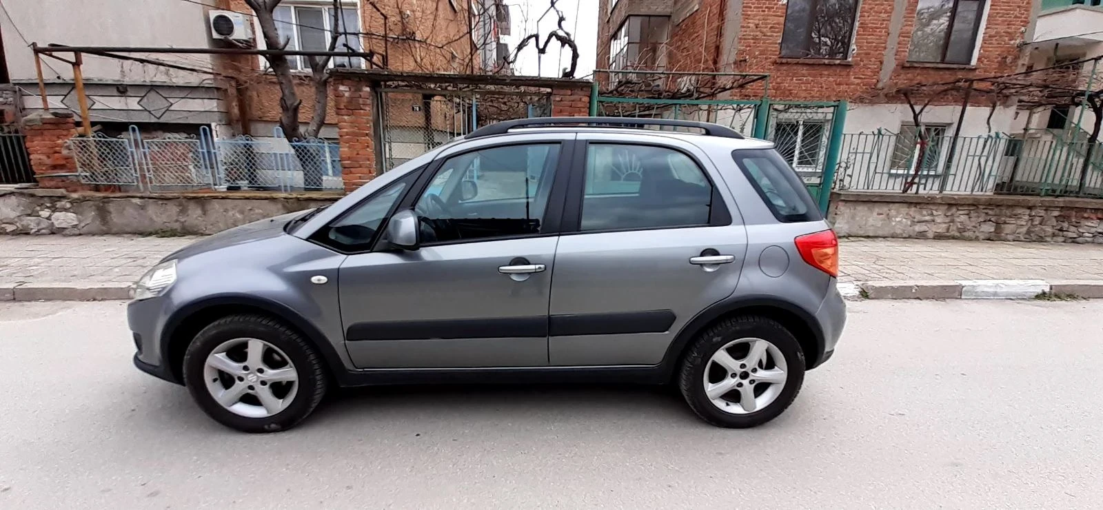 Suzuki SX4  - изображение 5