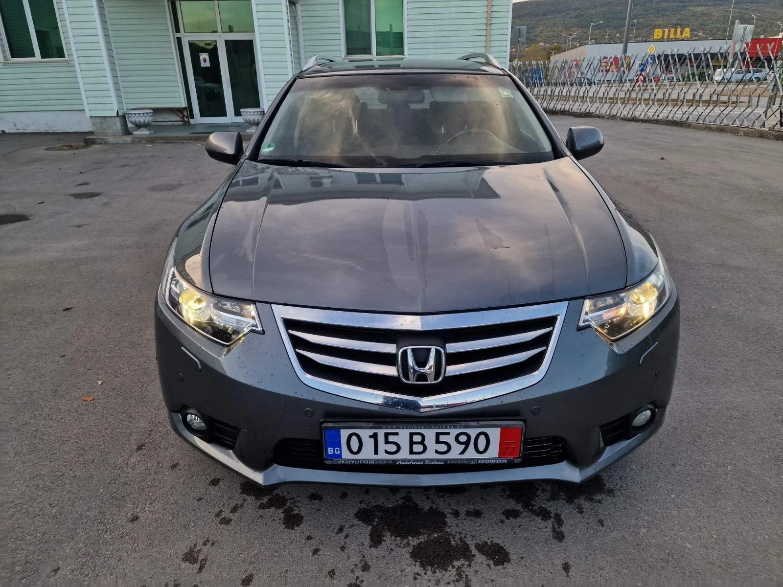 Honda Accord 2.0i-VTEC 156 к.с - изображение 2