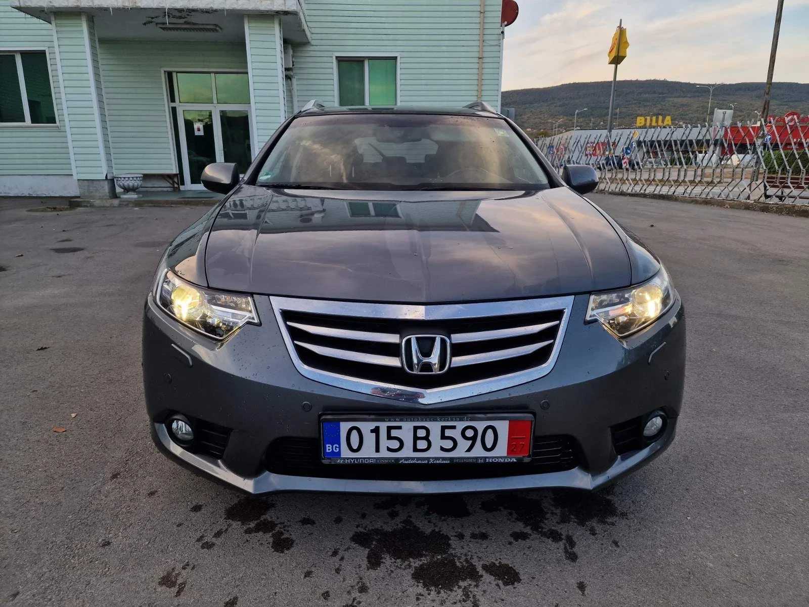 Honda Accord 2.0i-VTEC 156 к.с - изображение 3