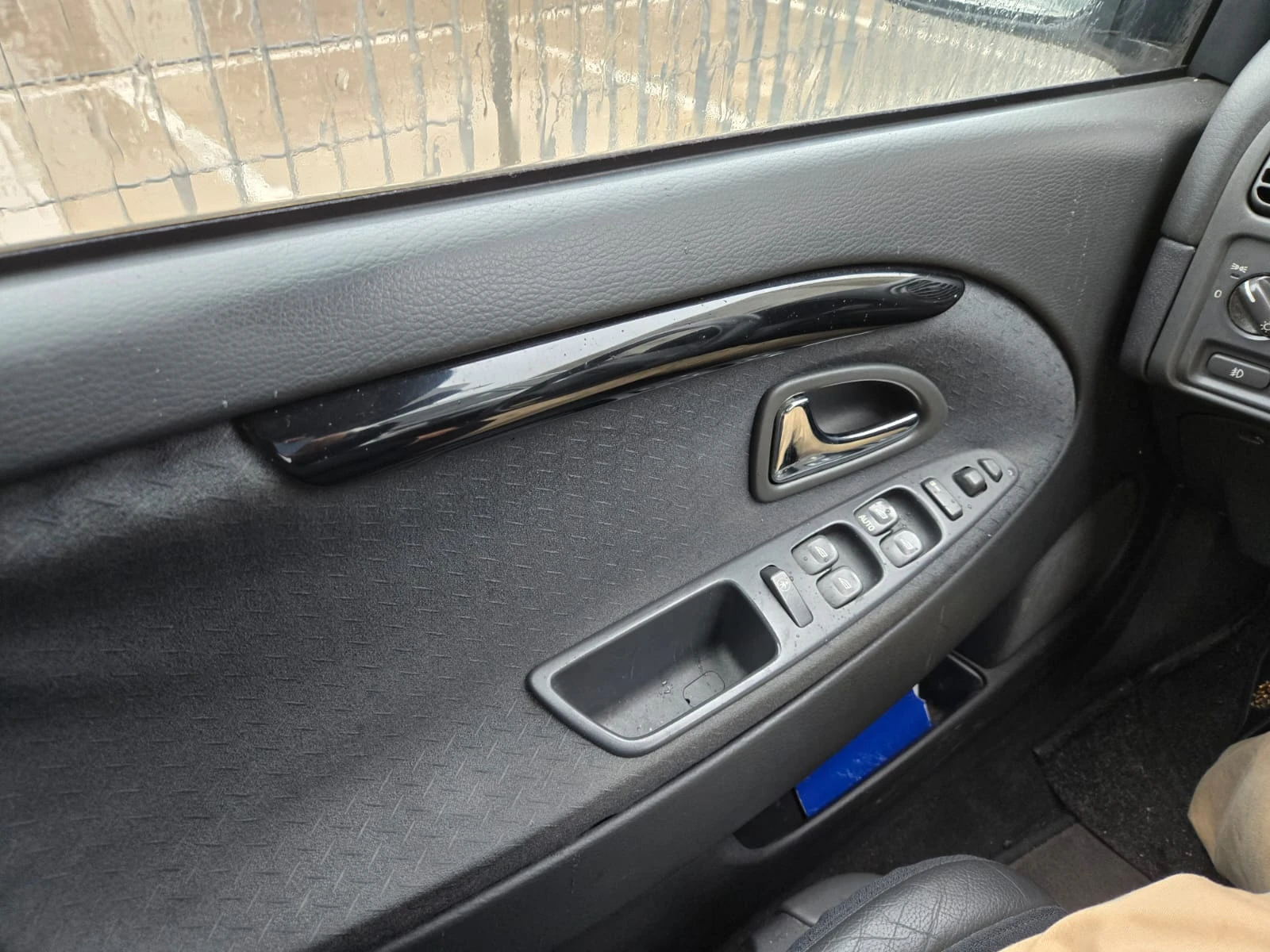 Volvo V40 1.6i-FaceLift | Mobile.bg   11