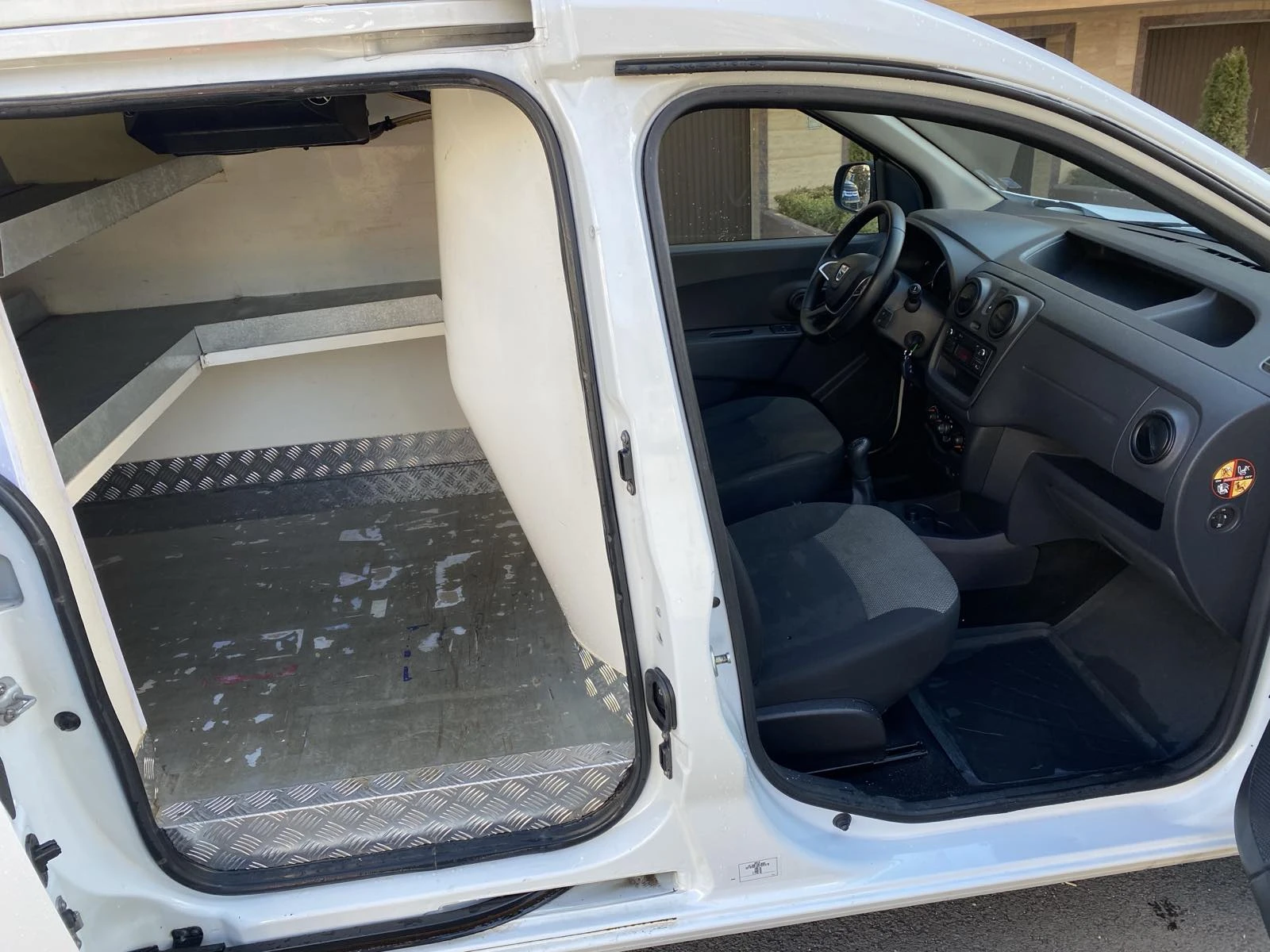 Dacia Dokker    | Mobile.bg   12