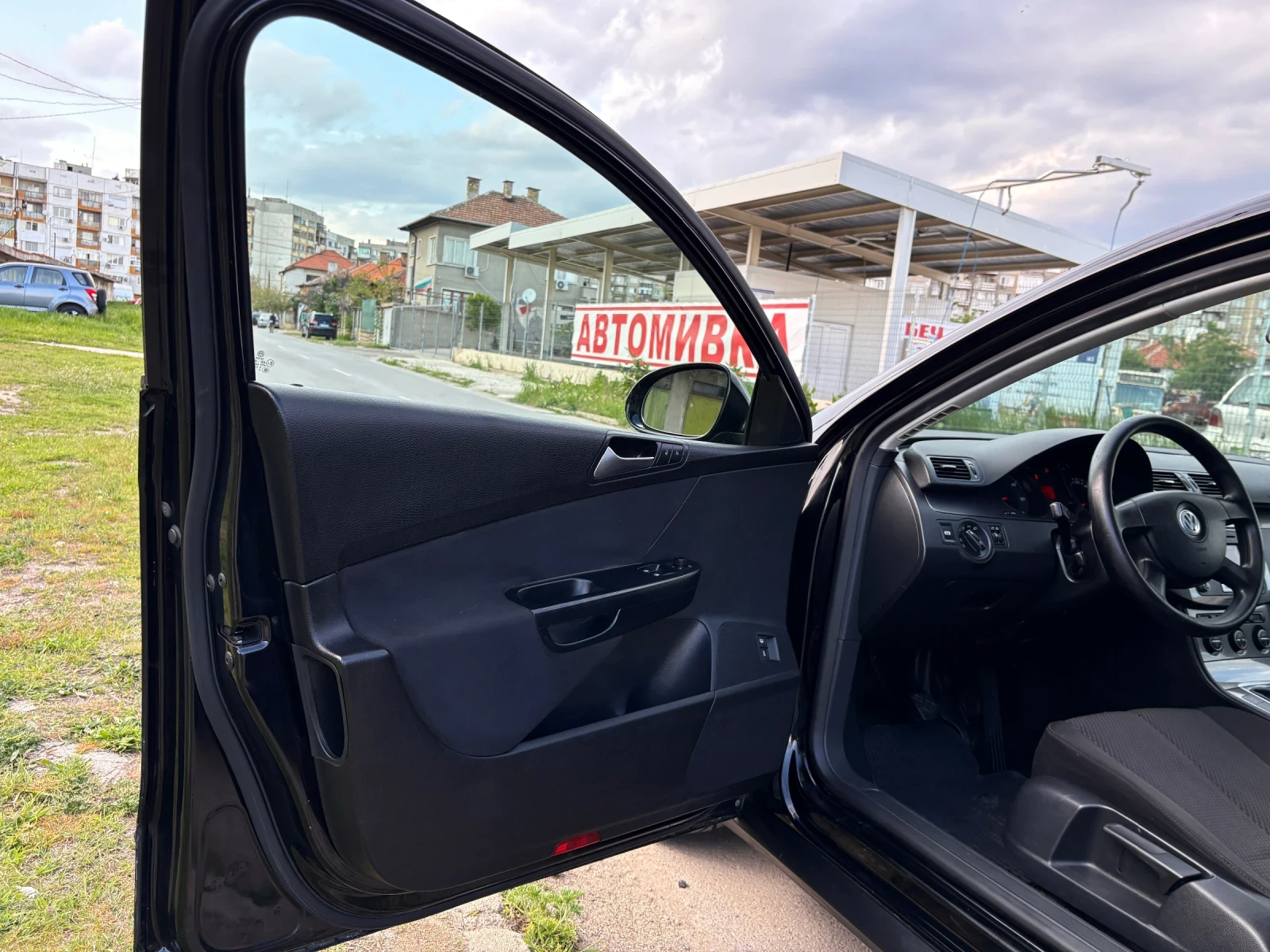 VW Passat B6 2.0TDI COMMON RAIL* NAVI* 202 000км*  - изображение 6