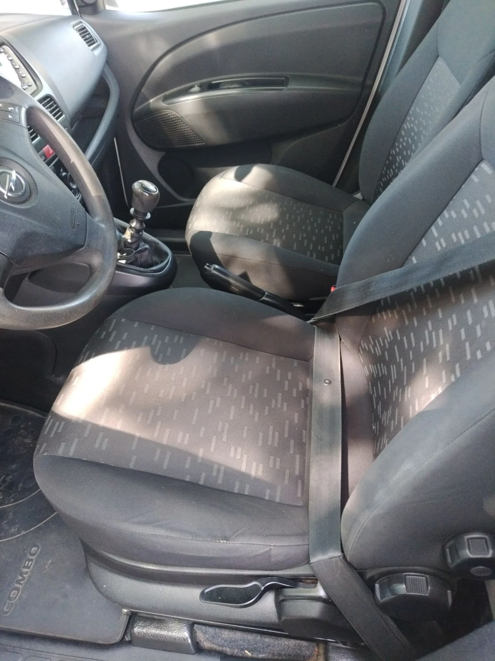 Opel Combo 1, 6 CDTI  - изображение 6