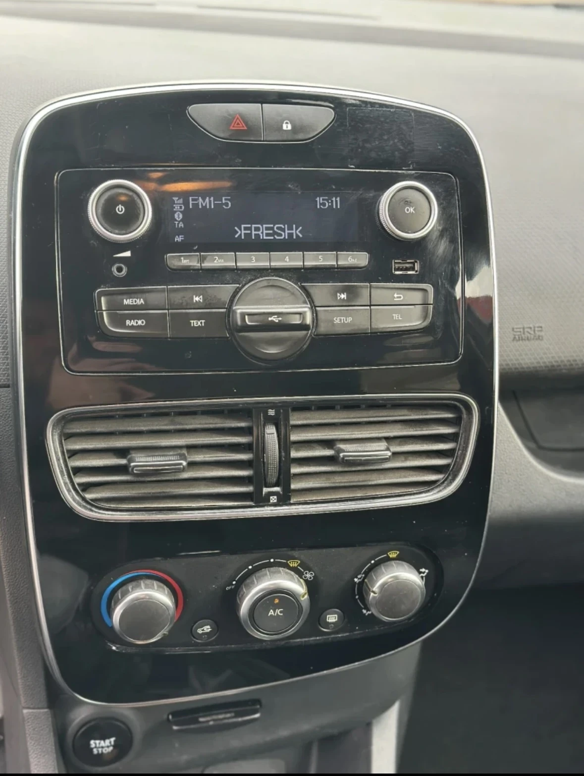 Renault Clio 1.5 DCi - изображение 6