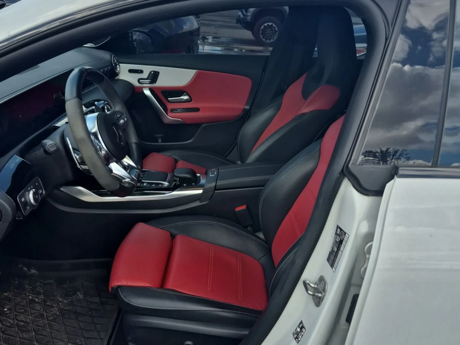 Mercedes-Benz CLA 350 AMG CARFAX  - изображение 7