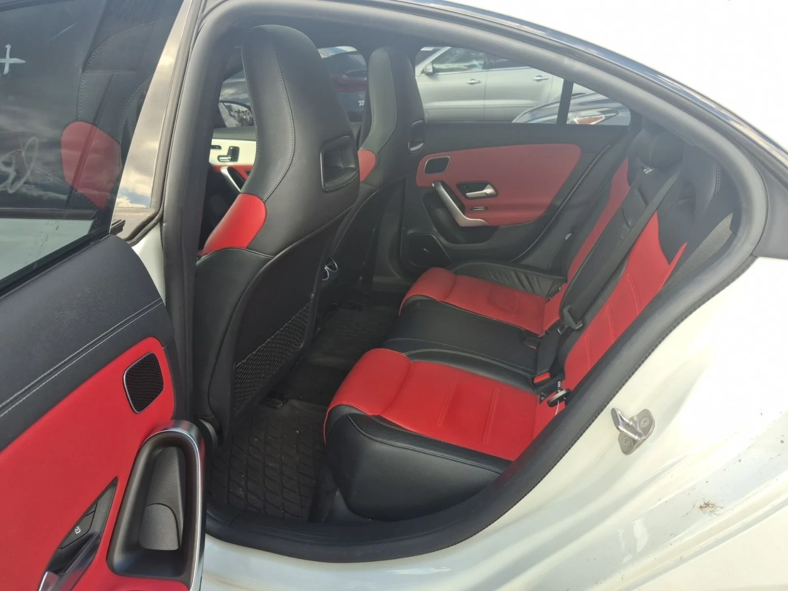 Mercedes-Benz CLA 350 AMG CARFAX  - изображение 8