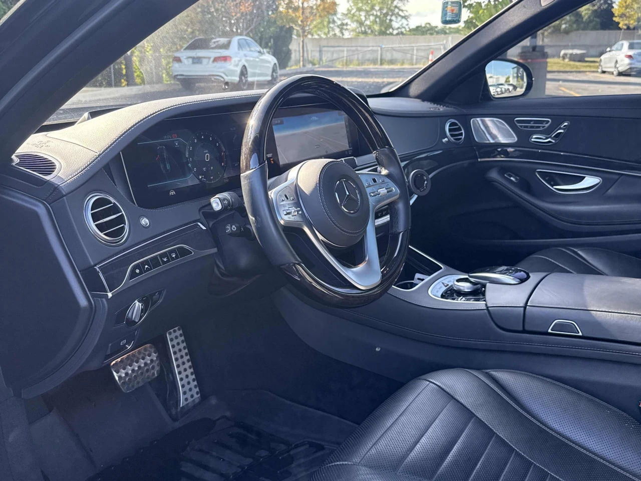 Mercedes-Benz S 560 * АВТО КРЕДИТ* ЦЕНА ДО БГ * СЕРВИЗНА ИСТОРИЯ *  - изображение 7