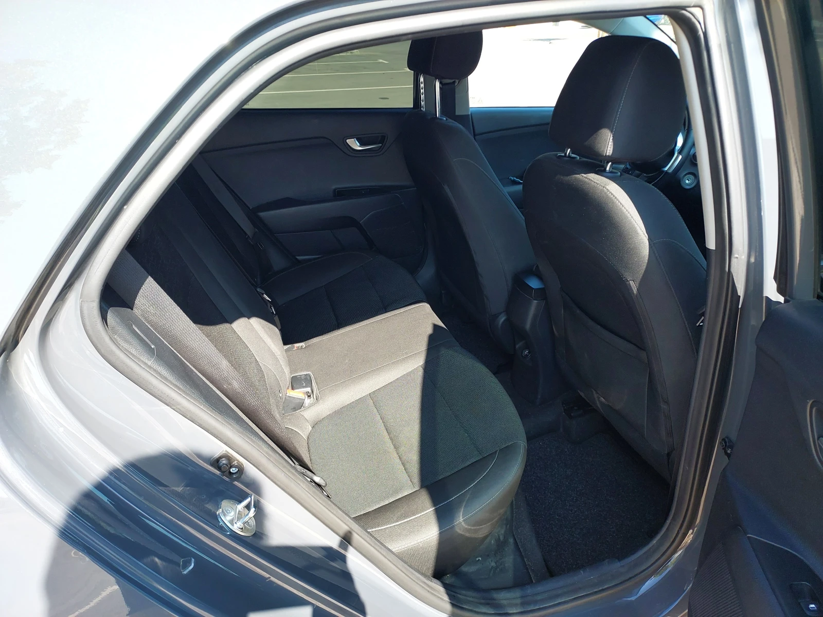 Kia Rio FL 1.0 LX 7AT 5D | Mobile.bg   6