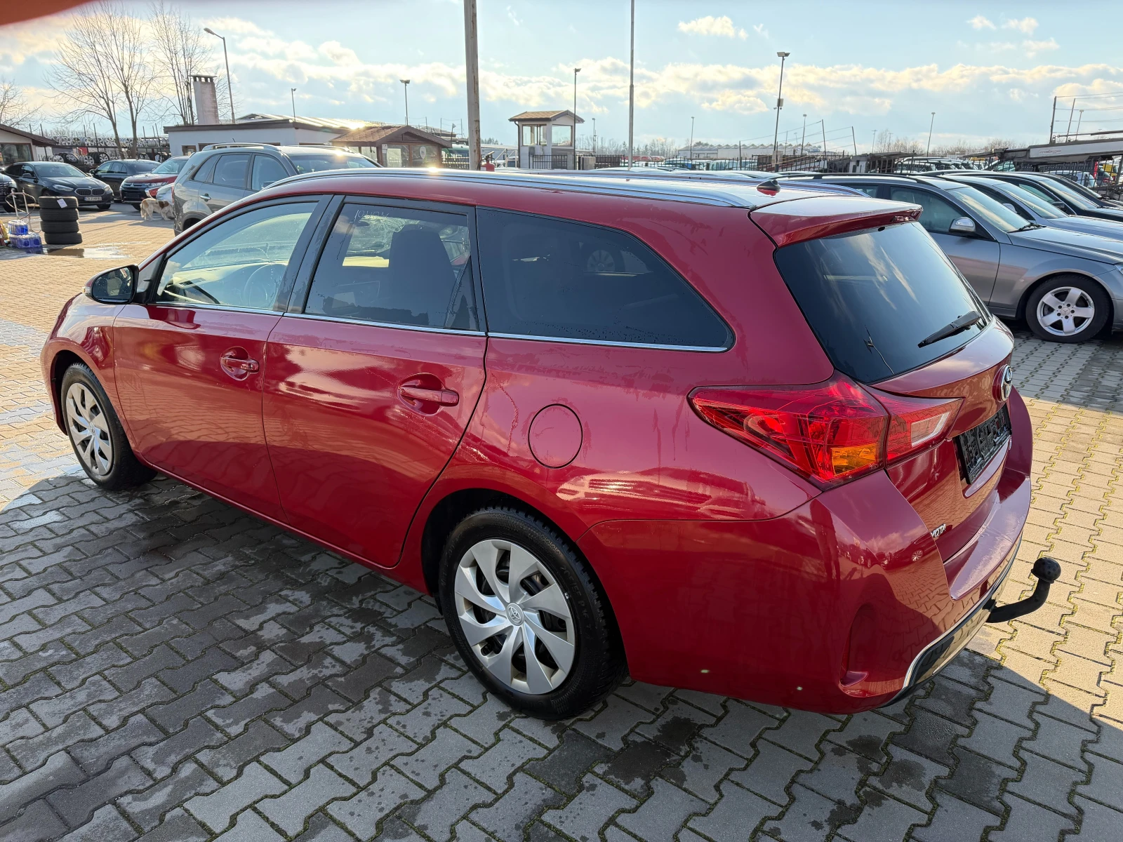Toyota Auris 1.6i NAVI/KAMERA EURO 5 - изображение 8