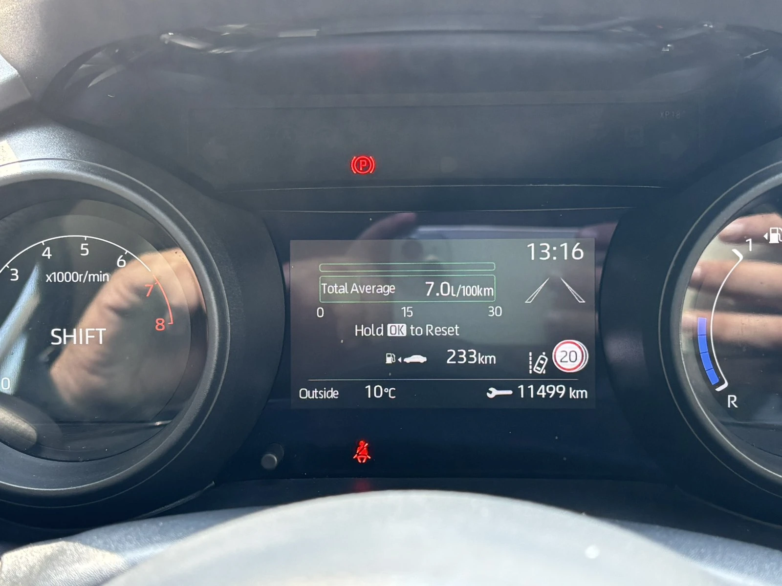 Toyota Yaris Cross, снимка 16 - Автомобили и джипове - 53865987