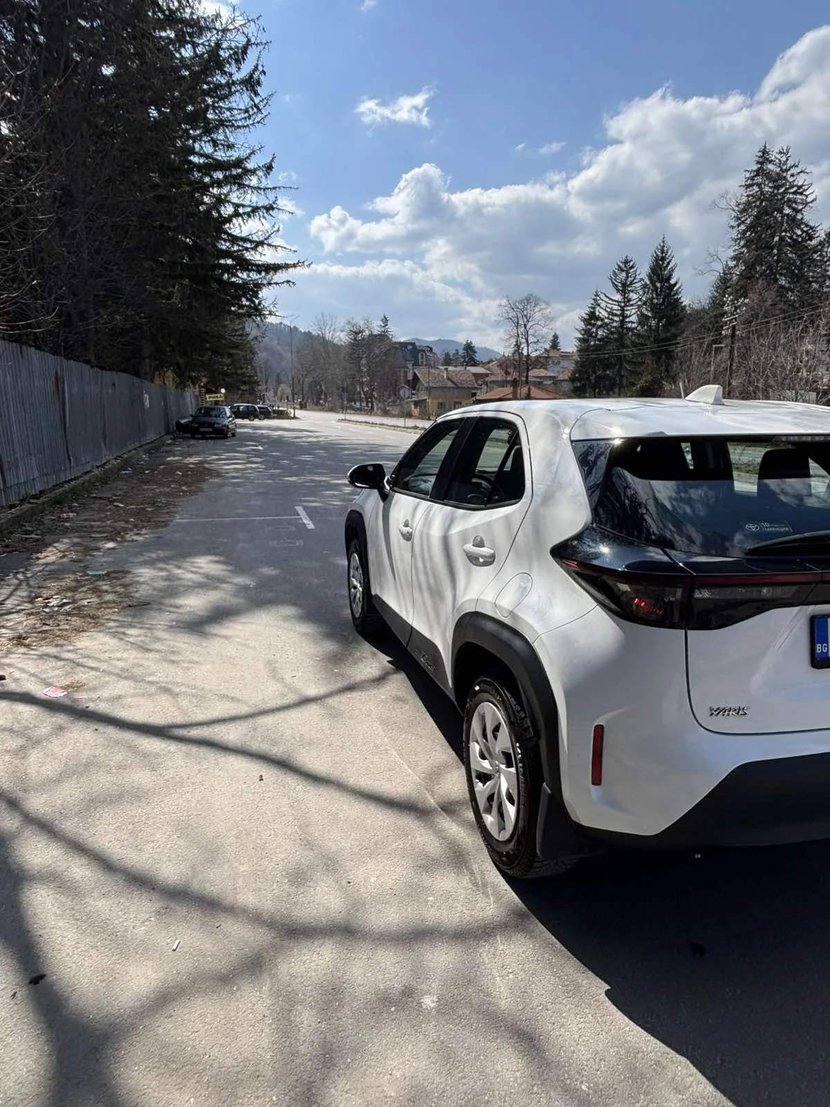 Toyota Yaris Cross, снимка 7 - Автомобили и джипове - 53865987