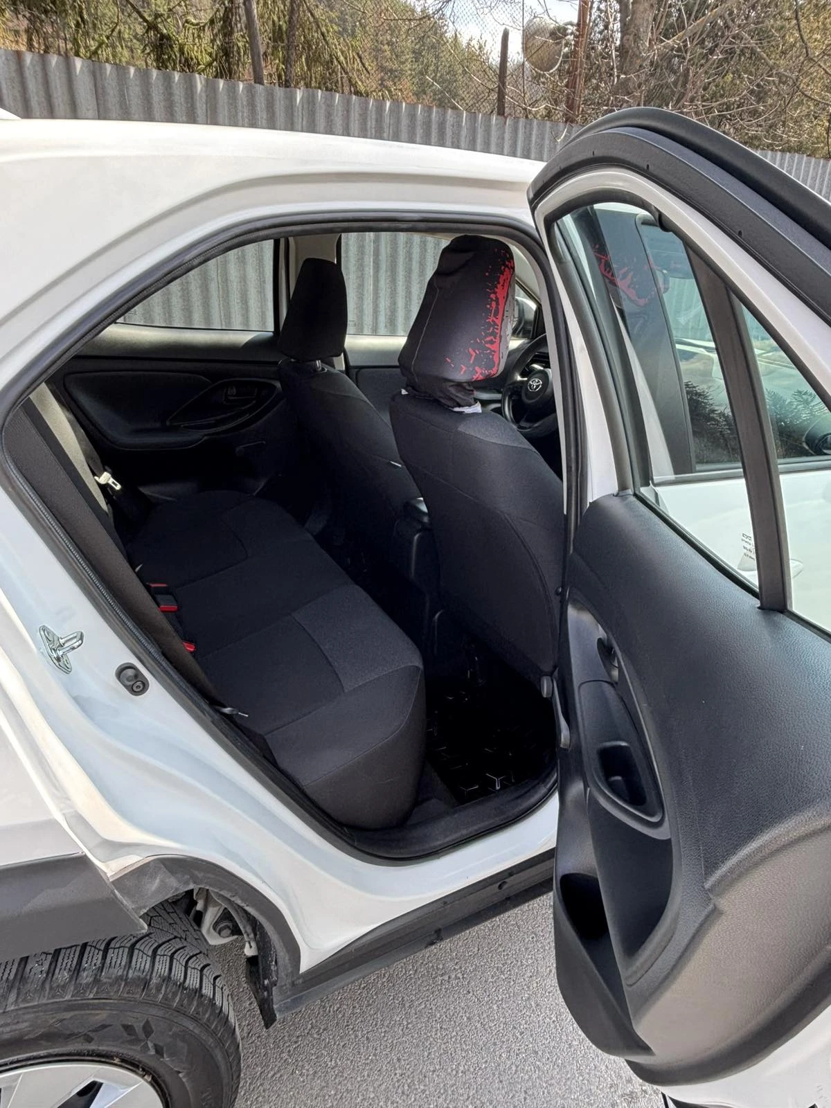 Toyota Yaris Cross, снимка 13 - Автомобили и джипове - 53865987