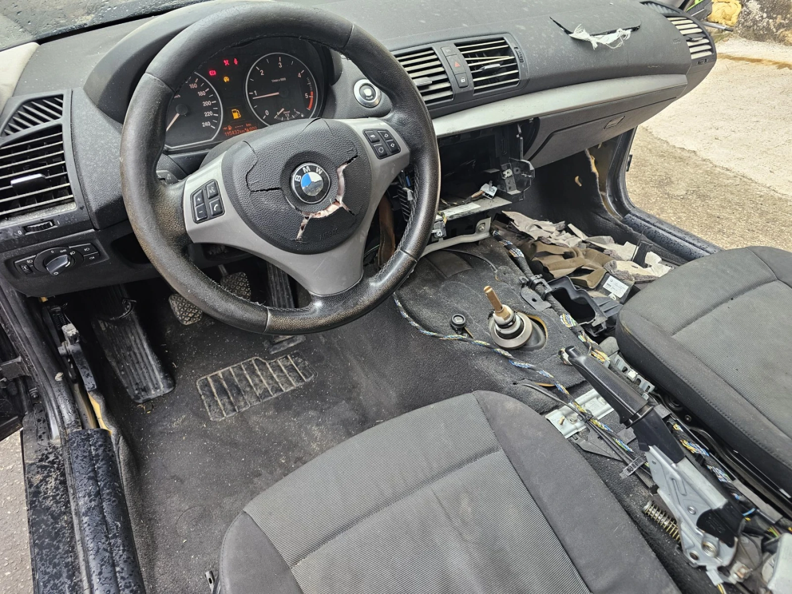 BMW 118 122 коня, снимка 2 - Автомобили и джипове - 53953150