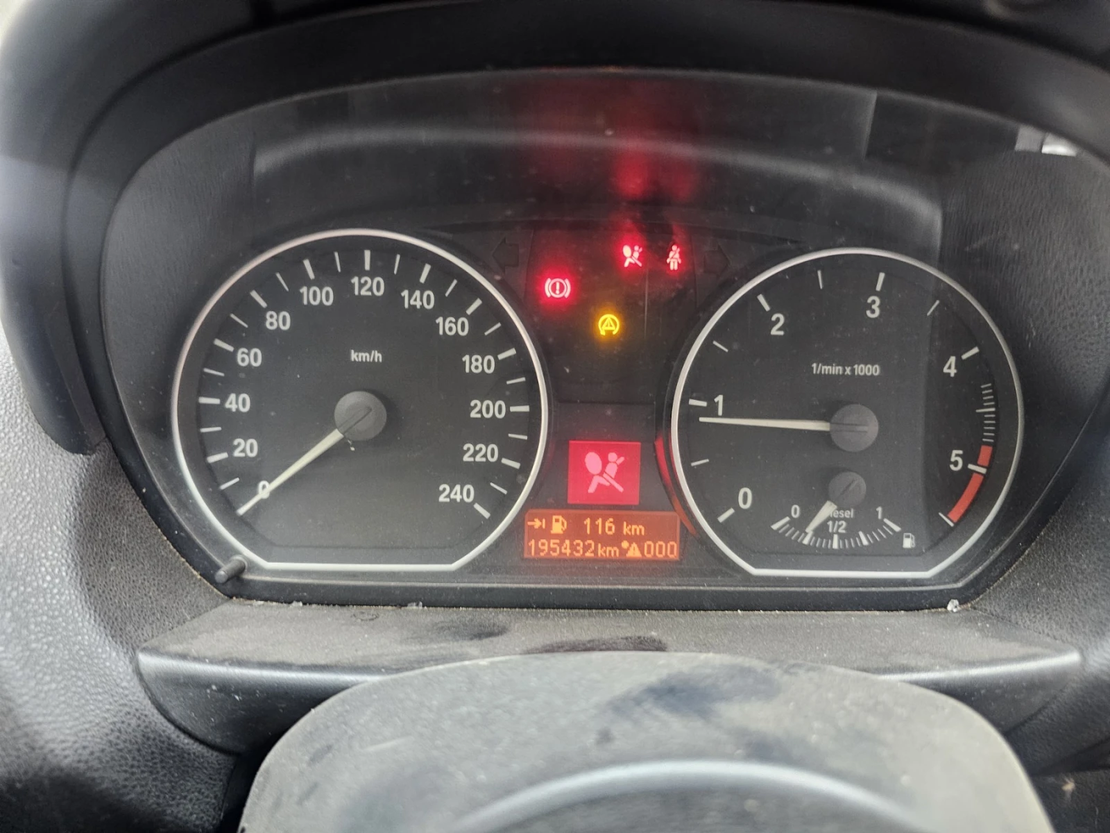 BMW 118 122 коня, снимка 5 - Автомобили и джипове - 53953150