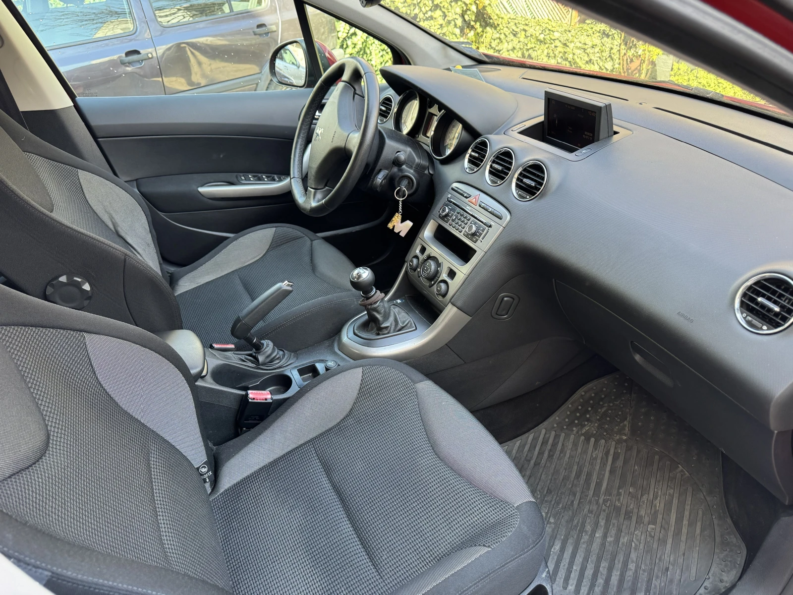 Peugeot 308, снимка 11 - Автомобили и джипове - 54156188