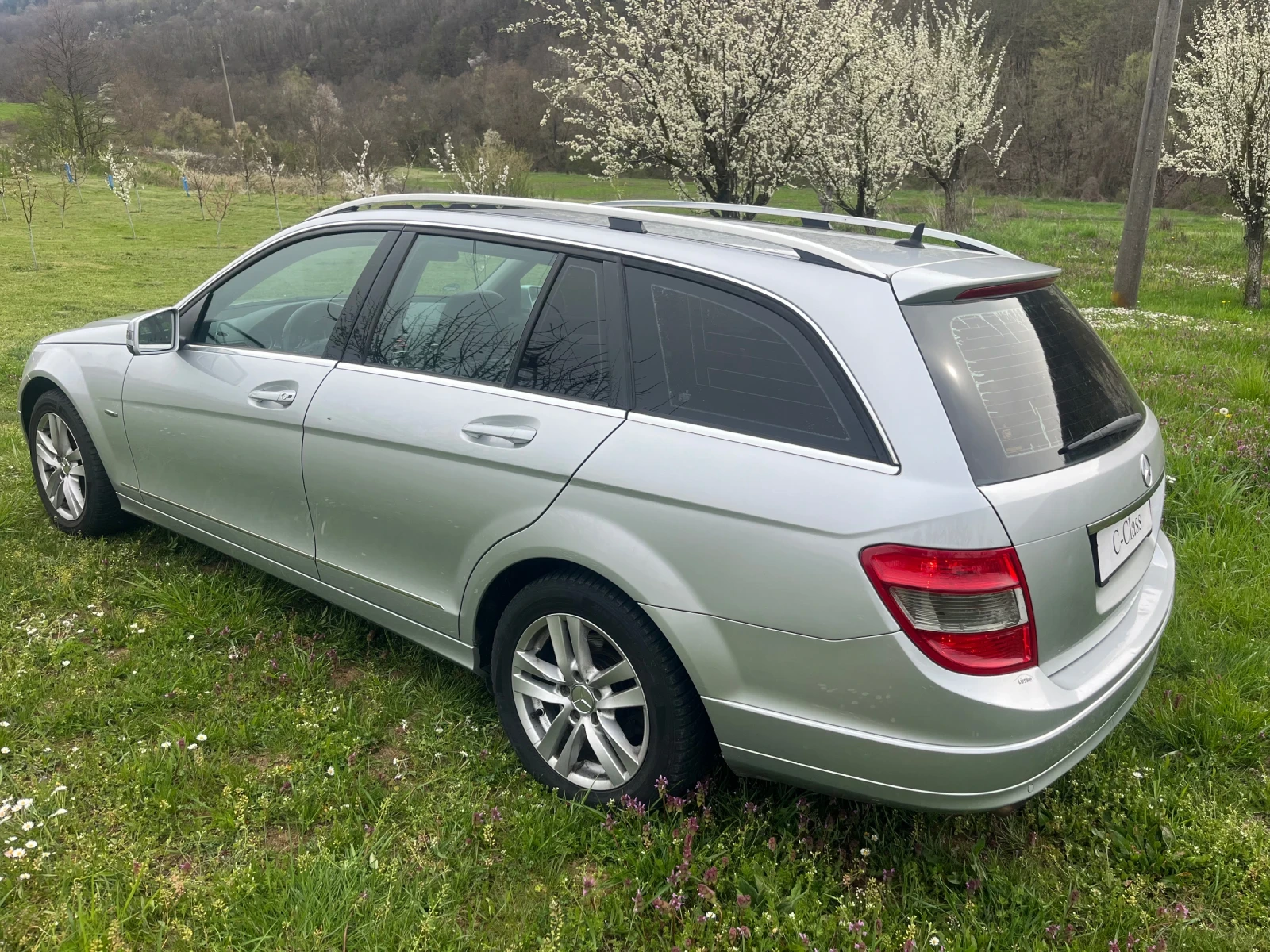 Mercedes-Benz C 200 OM646 КАТО НОВ, снимка 6 - Автомобили и джипове - 54242058