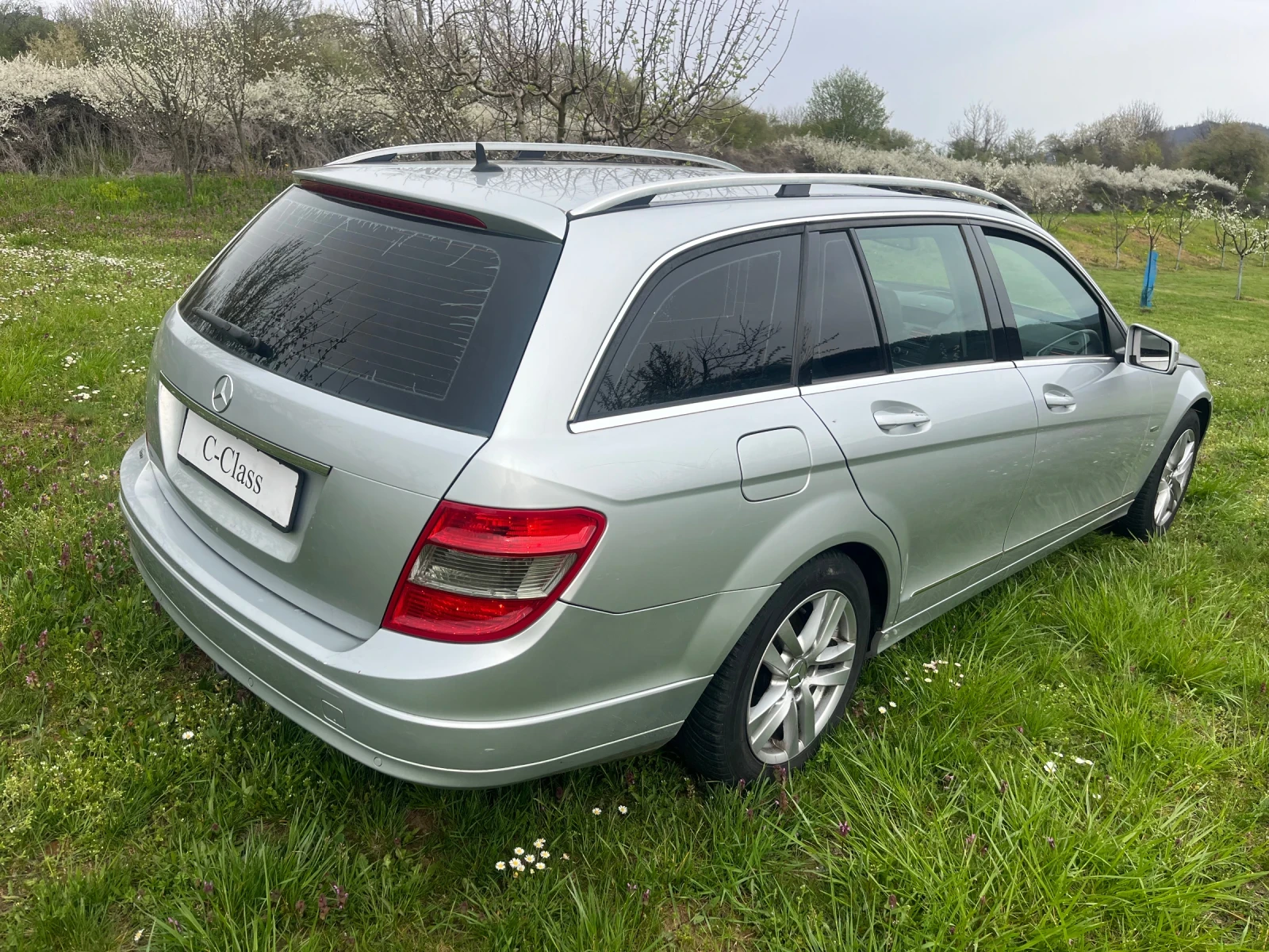Mercedes-Benz C 200 OM646 КАТО НОВ, снимка 5 - Автомобили и джипове - 54242058