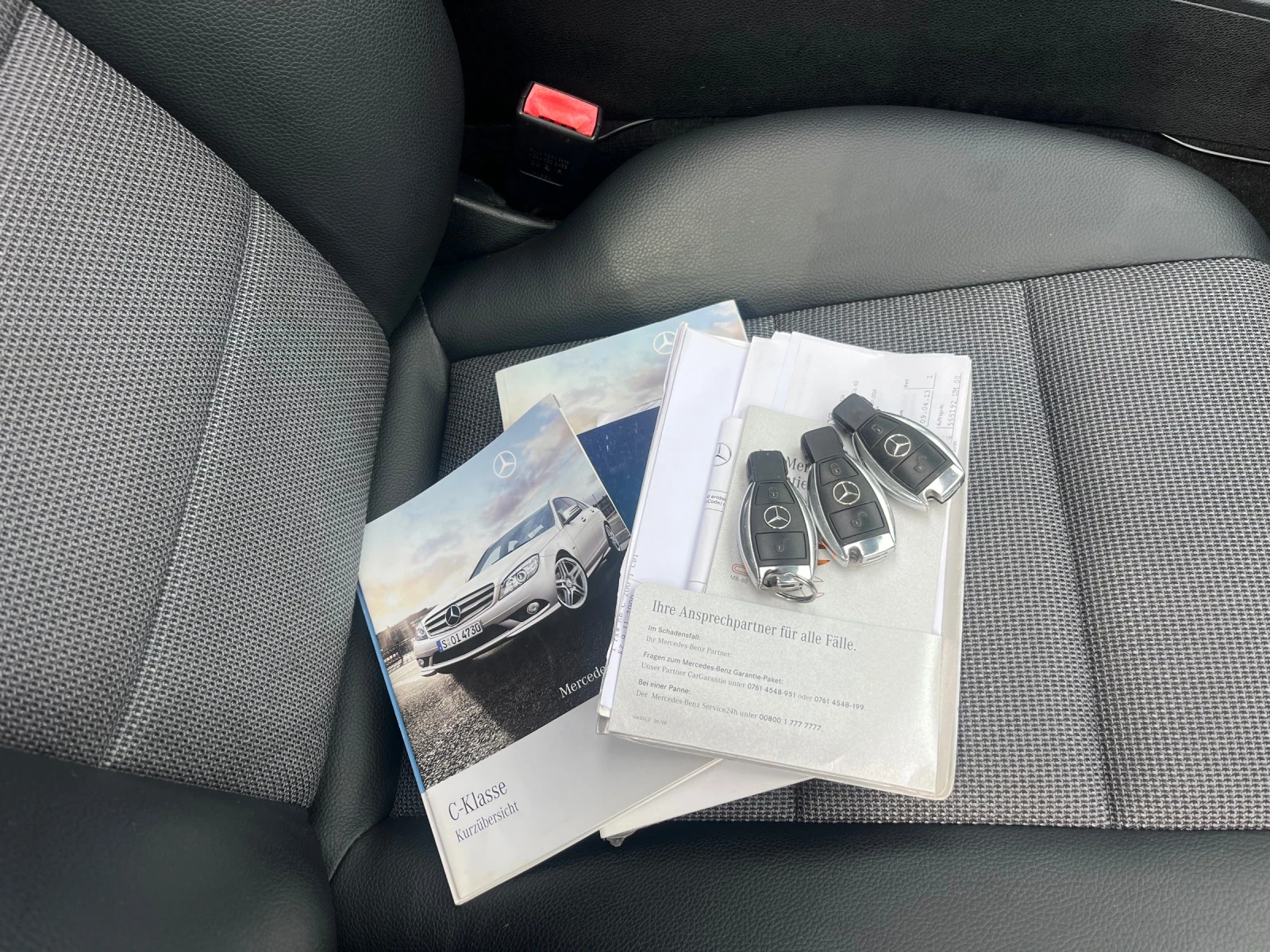 Mercedes-Benz C 200 OM646 КАТО НОВ, снимка 14 - Автомобили и джипове - 54242058