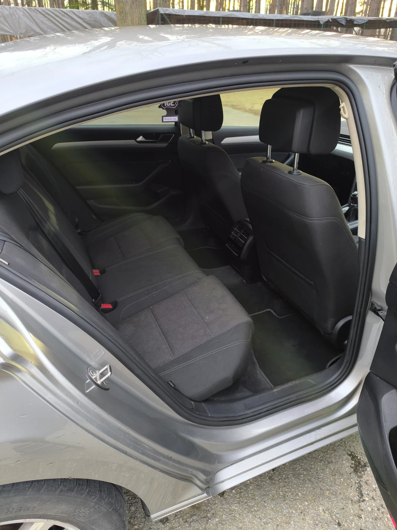 VW Passat, снимка 5 - Автомобили и джипове - 54309530