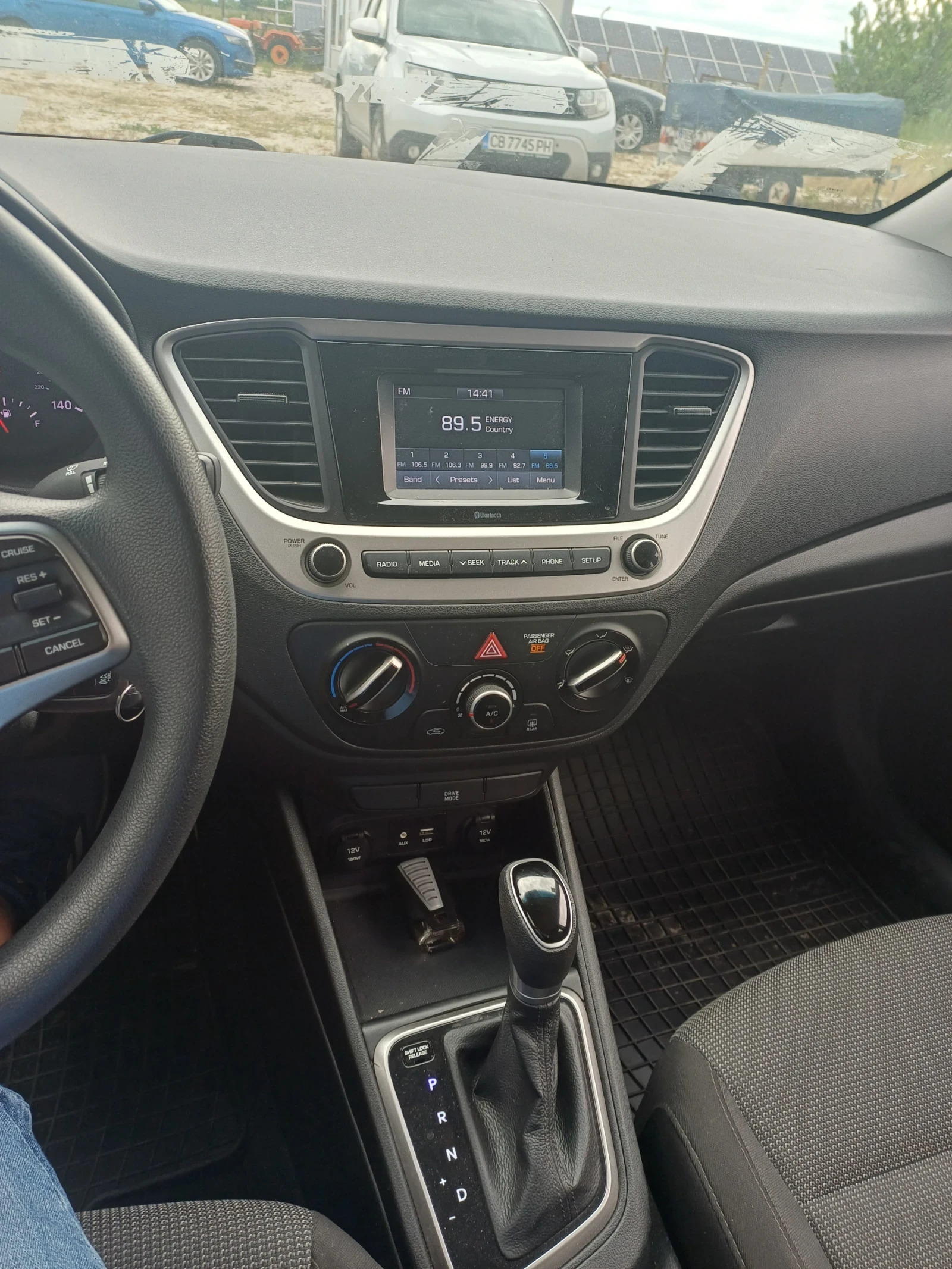 Hyundai Accent, снимка 5 - Автомобили и джипове - 54610363