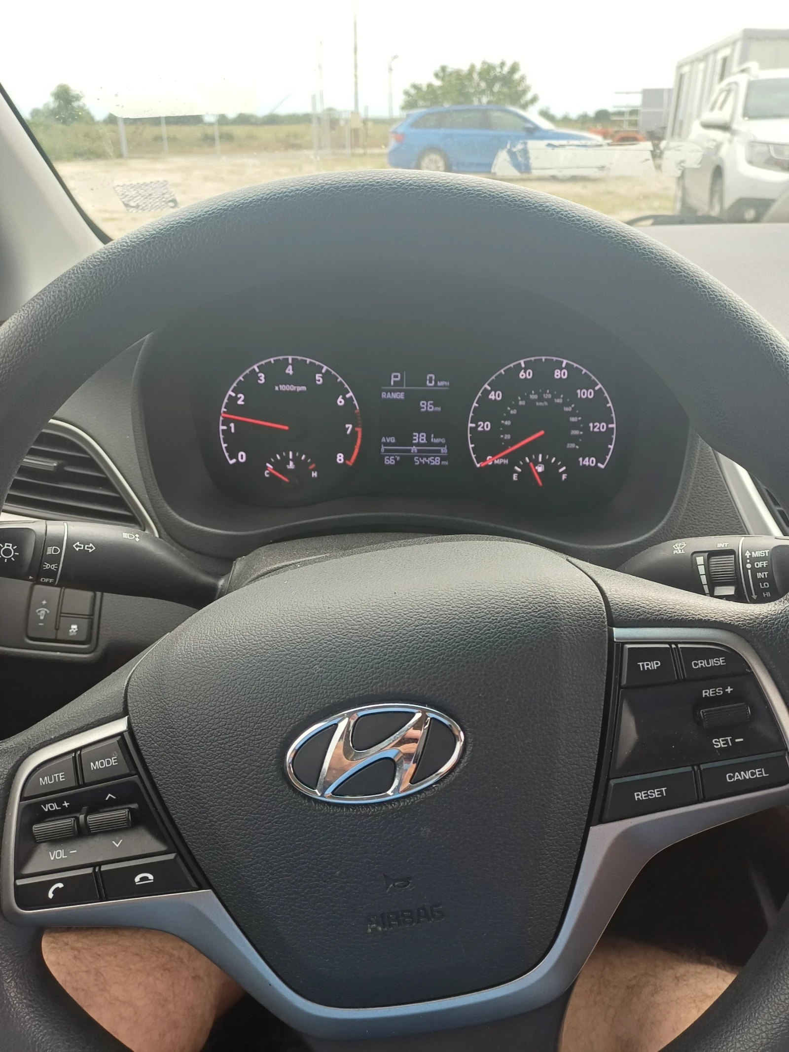 Hyundai Accent, снимка 6 - Автомобили и джипове - 54610363