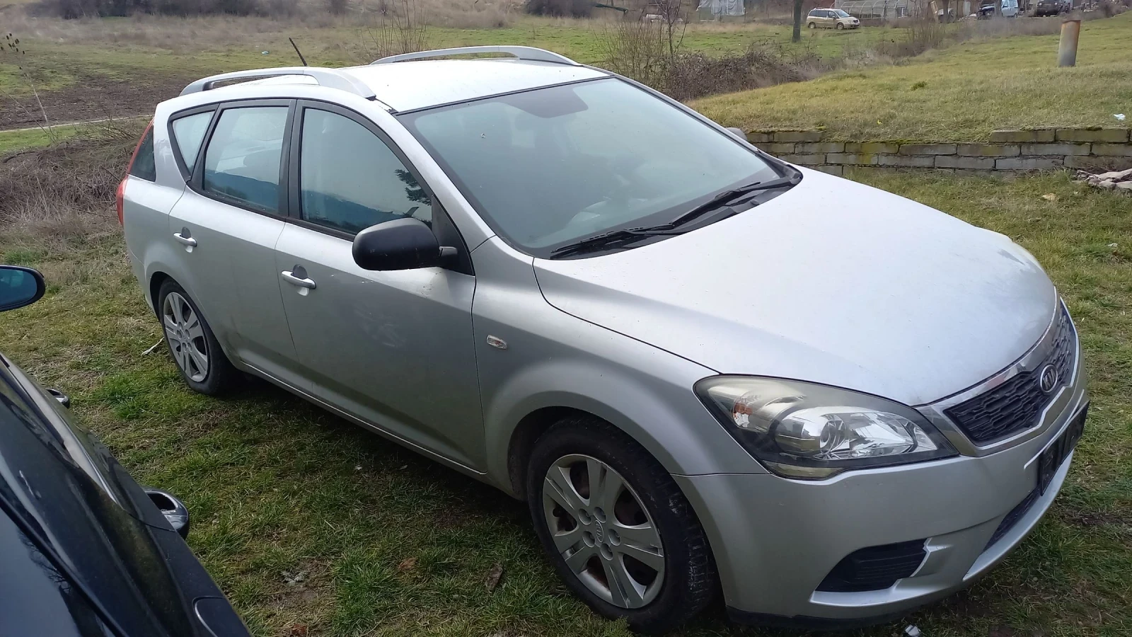 Kia Ceed 1.4 газ, снимка 2 - Автомобили и джипове - 55109921