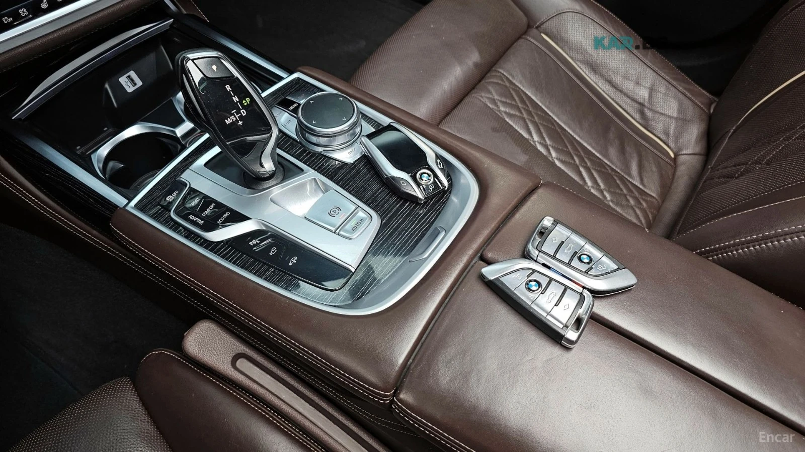 BMW 740 d / XDRIVE / M PKG / 3 КЛЮЧА / ОБДУХ / ПОДГРЕВИ, снимка 9 - Автомобили и джипове - 55264376