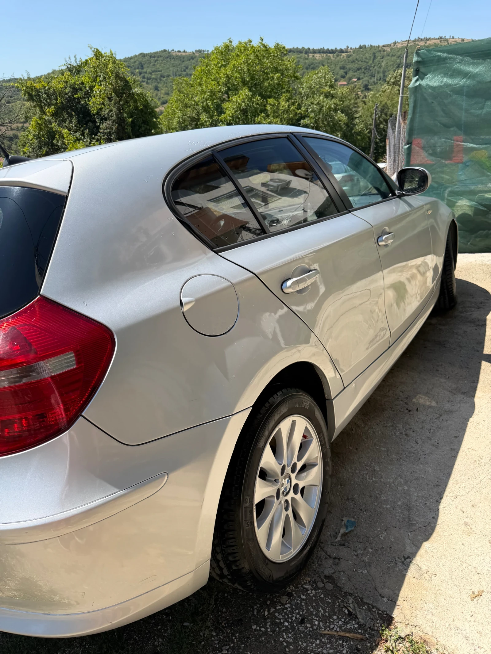 BMW 118 Много запазен.Сменени много части., снимка 8 - Автомобили и джипове - 55458870