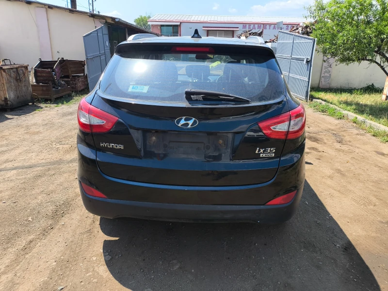 Hyundai IX35 1.6i, снимка 6 - Автомобили и джипове - 44864897