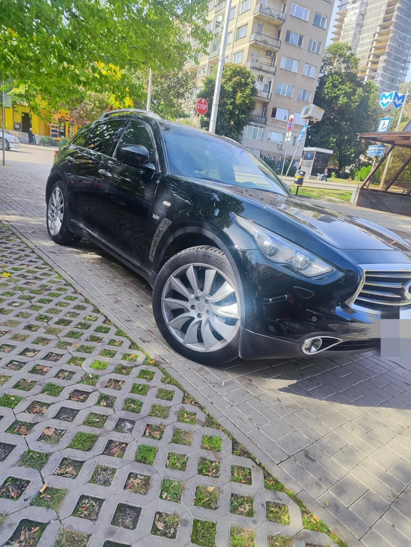 Infiniti QX70 3.0DS, снимка 3 - Автомобили и джипове - 47513873