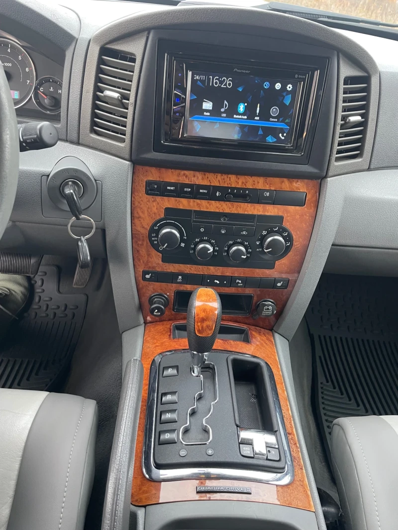 Jeep Grand cherokee 3.0 CRD OVERLAND, снимка 11 - Автомобили и джипове - 48105340