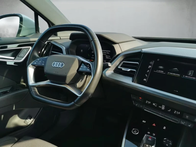 Audi Q4 40e-TRON/204HP/S-LINE/MATRIX/CAM/NAVI/CPLAY/287g, снимка 8 - Автомобили и джипове - 51655978