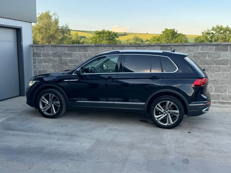 VW Tiguan 2.0D 150kc 4x4, снимка 4 - Автомобили и джипове - 52848753