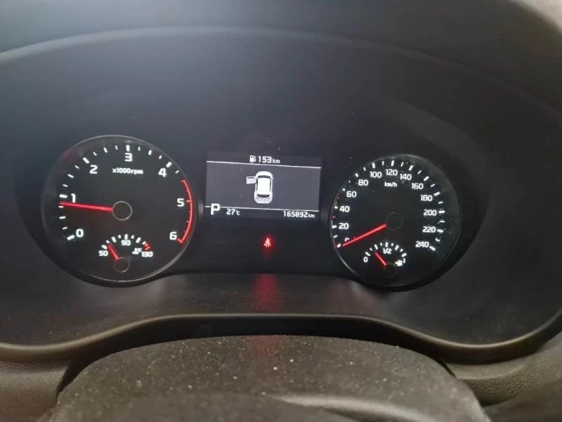 Kia Sportage (KATO НОВА) - изображение 6