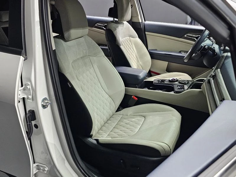 Kia Sportage Gasoline 1.6 Turbo 2WD| 177к.с.| ВКЛ.ТЕХНОТЕСТ, снимка 12 - Автомобили и джипове - 55612017