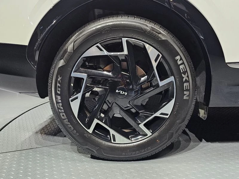 Kia Sportage Gasoline 1.6 Turbo 2WD| 177к.с.| ВКЛ.ТЕХНОТЕСТ, снимка 5 - Автомобили и джипове - 55612017