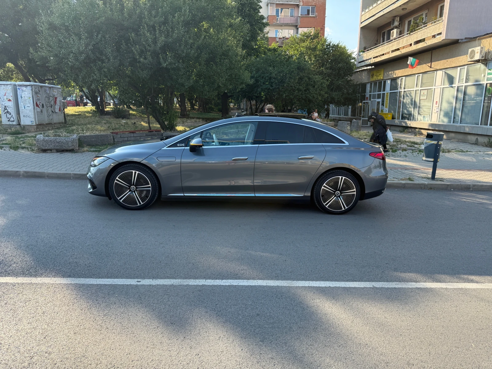 Mercedes-Benz EQE 350+ FULL EXTRAS White Interior - изображение 4