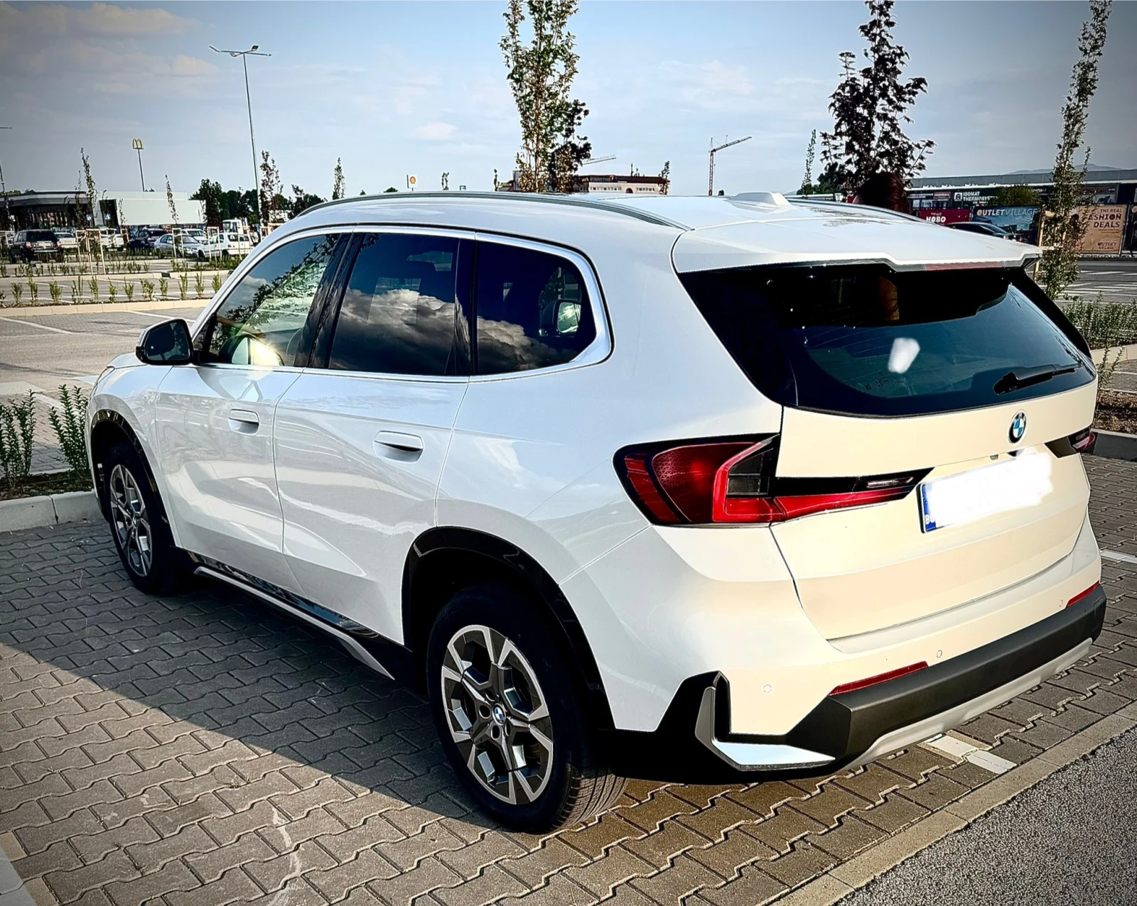 BMW X1 xDrive28i AWD xLine 241 hp 2L Панорама - изображение 6