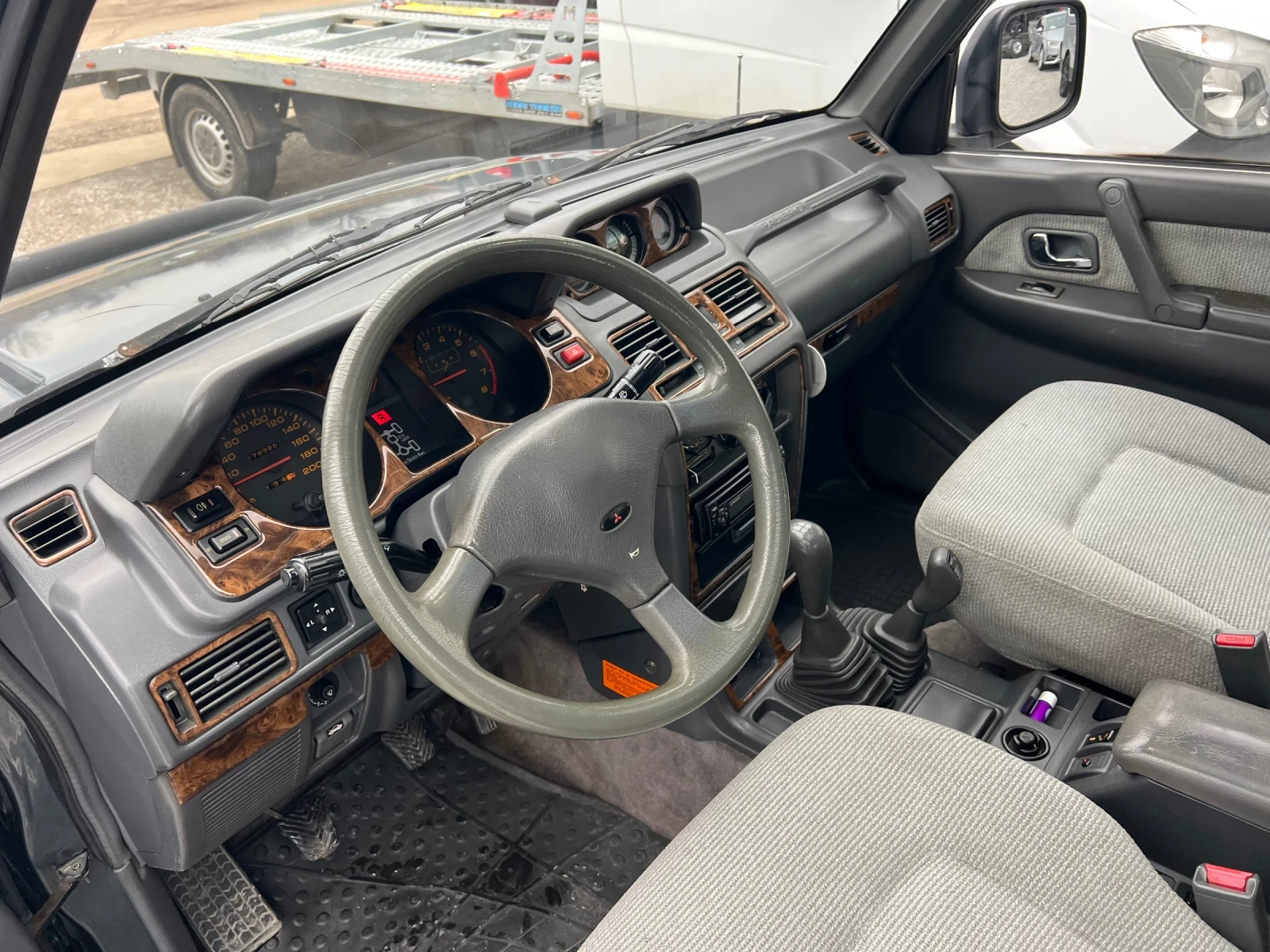 Mitsubishi Pajero 3.0 V6 150���� ��� ���� �� ������ �� ������ | Mobile.bg � ����������� 13