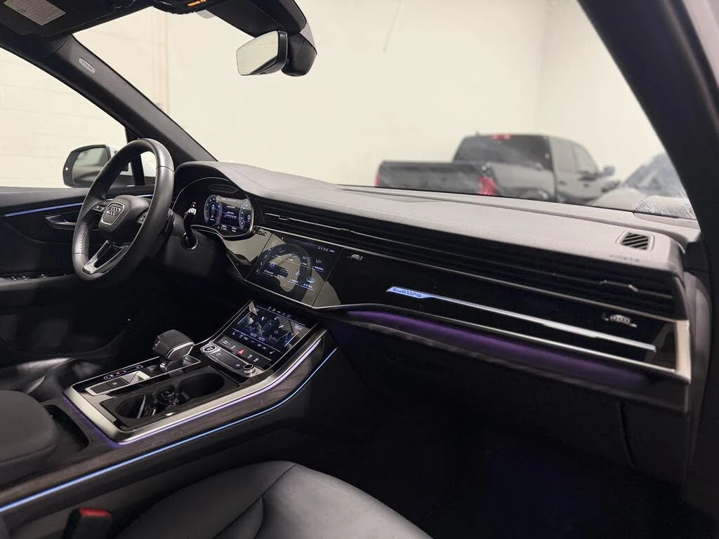 Audi Q7 quattro Komfort* TFSI* АвтоКредит* (ЦЕНА ДО БГ), снимка 9 - Автомобили и джипове - 53962477